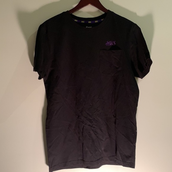 Black ASICS tee - Picture 2 of 2